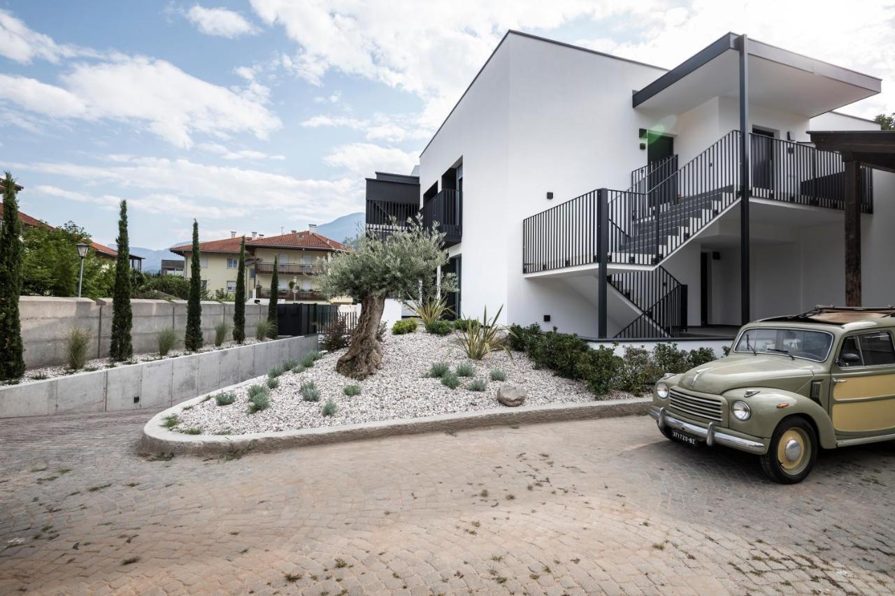 Sambucus Apartments -Premium Apartments For You And Your Dog Лана Екстер'єр фото